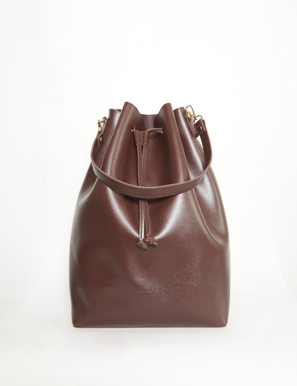 RB bucket backpack (dark brown)